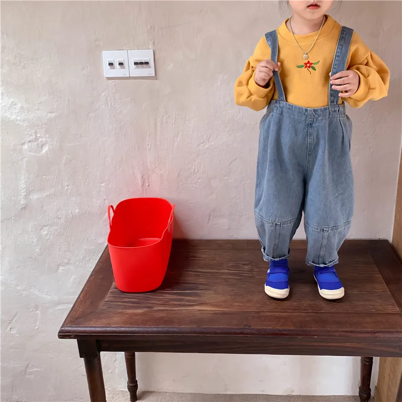 

Джинсы на подтяжках для девочек и мальчиков, на возраст 1-7 лет