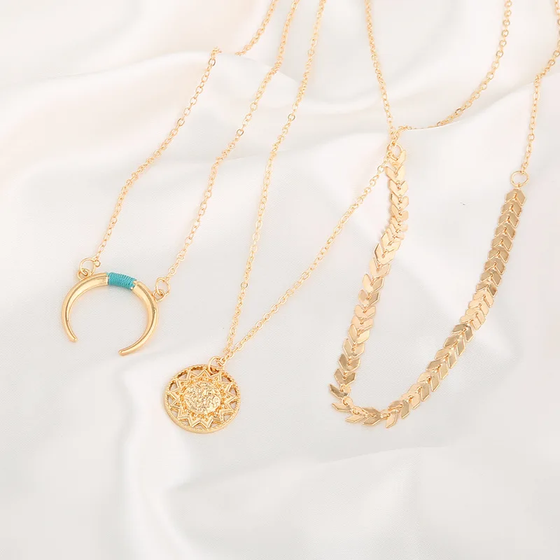 

Boho Multilayer Charm Necklaces for Women Gold Circular Moon Long Tassel Pendant Chain Fashion Choker Necklace Female Jewelry