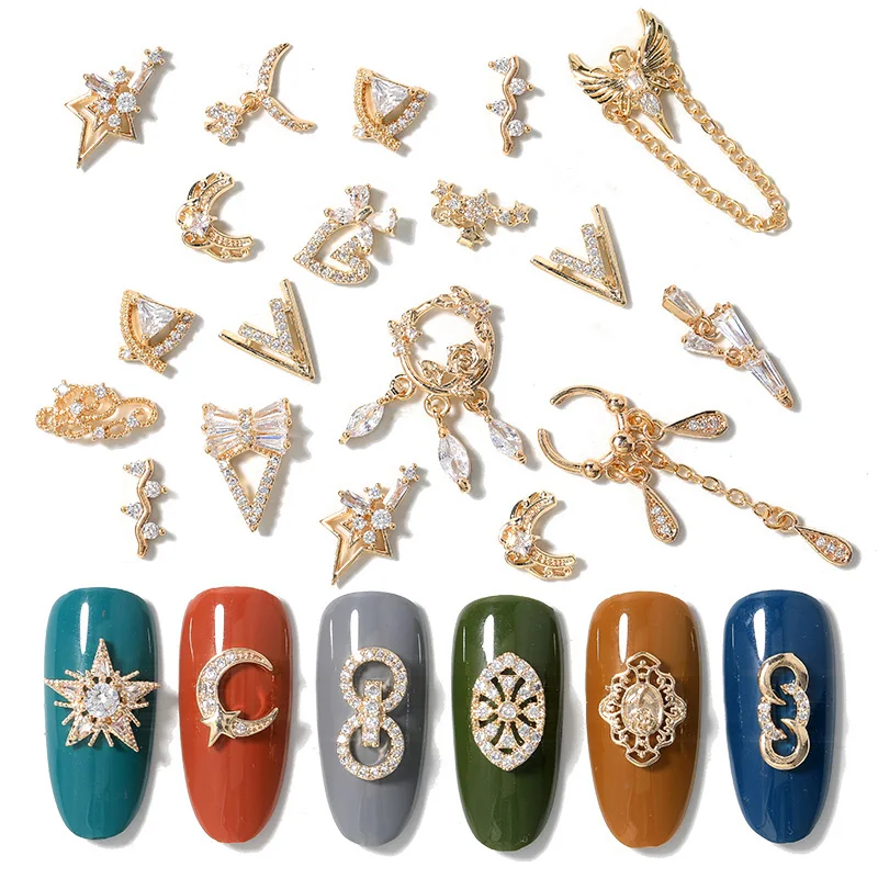 2 шт./упак. украшения для ногтей в форме сердца из золотого металла Стразы 3D