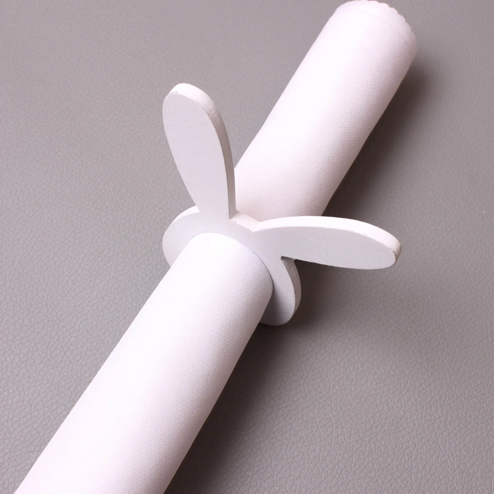 

Bunny Napkin Rings Wooden Easter Rabbit Napkin Rings for Bar Restaurant Christmas Party Dinner