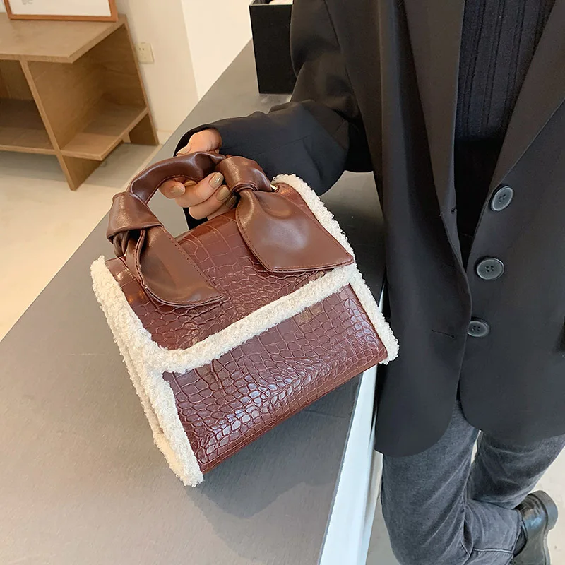 Женские туфли с бахромой в стиле ретро маленькая сумка женская новая Корейская