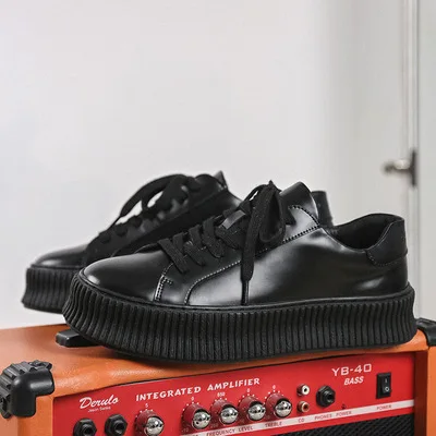 

men's white Small shoes, couples, board shoes, boys' all-out Korean version of leisure leather thick-soled trend. 2021 Walking