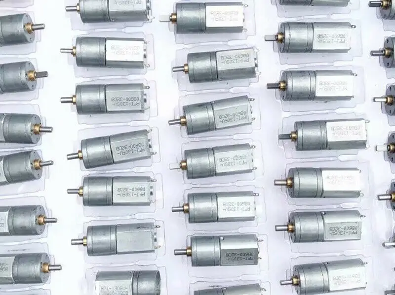 Миниатюрный полностью металлический редукторный двигатель 20 мм 3 В постоянного