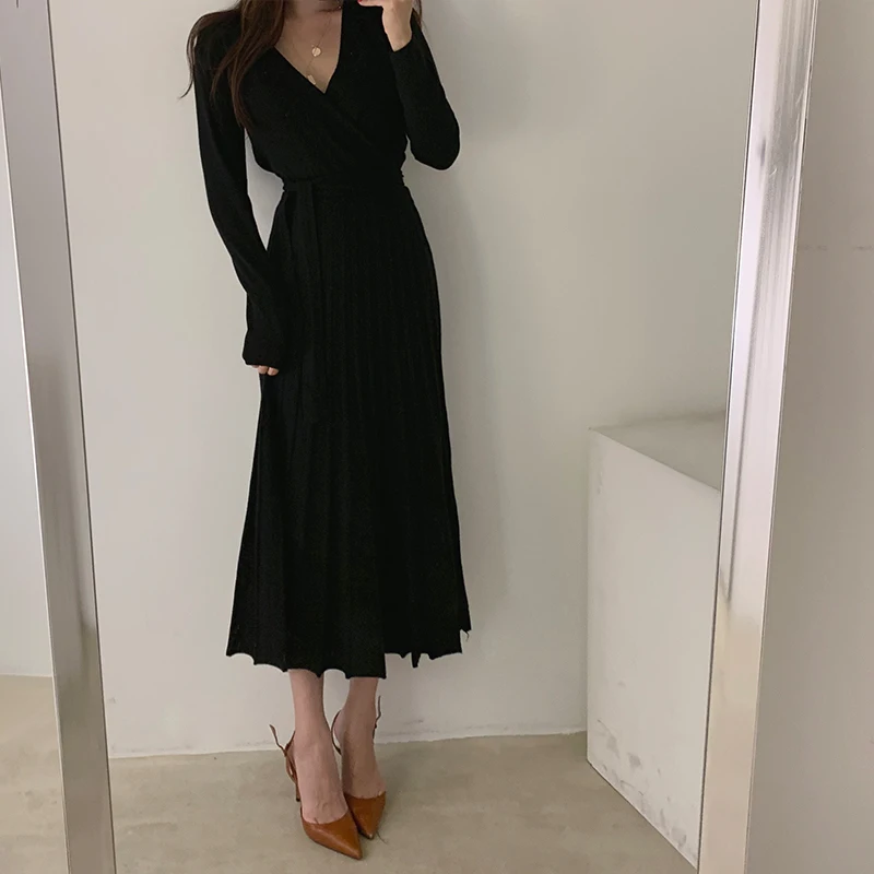 

Sister Fara New Spring Autumn Woman's V-Neck Long Dress Thin Low Waist Wool Solid Color OL Office Lady Knitting Pullover Dress