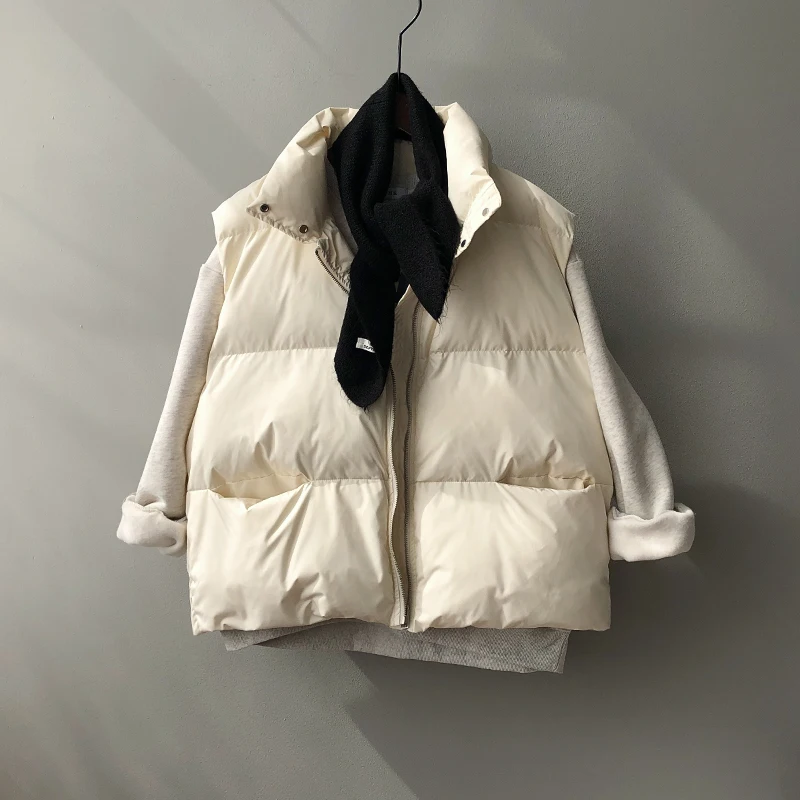 

The new winter fashion 2020 bread dress vest for women, padded coat for women, winter vest for women, sleeveless jacket for wome