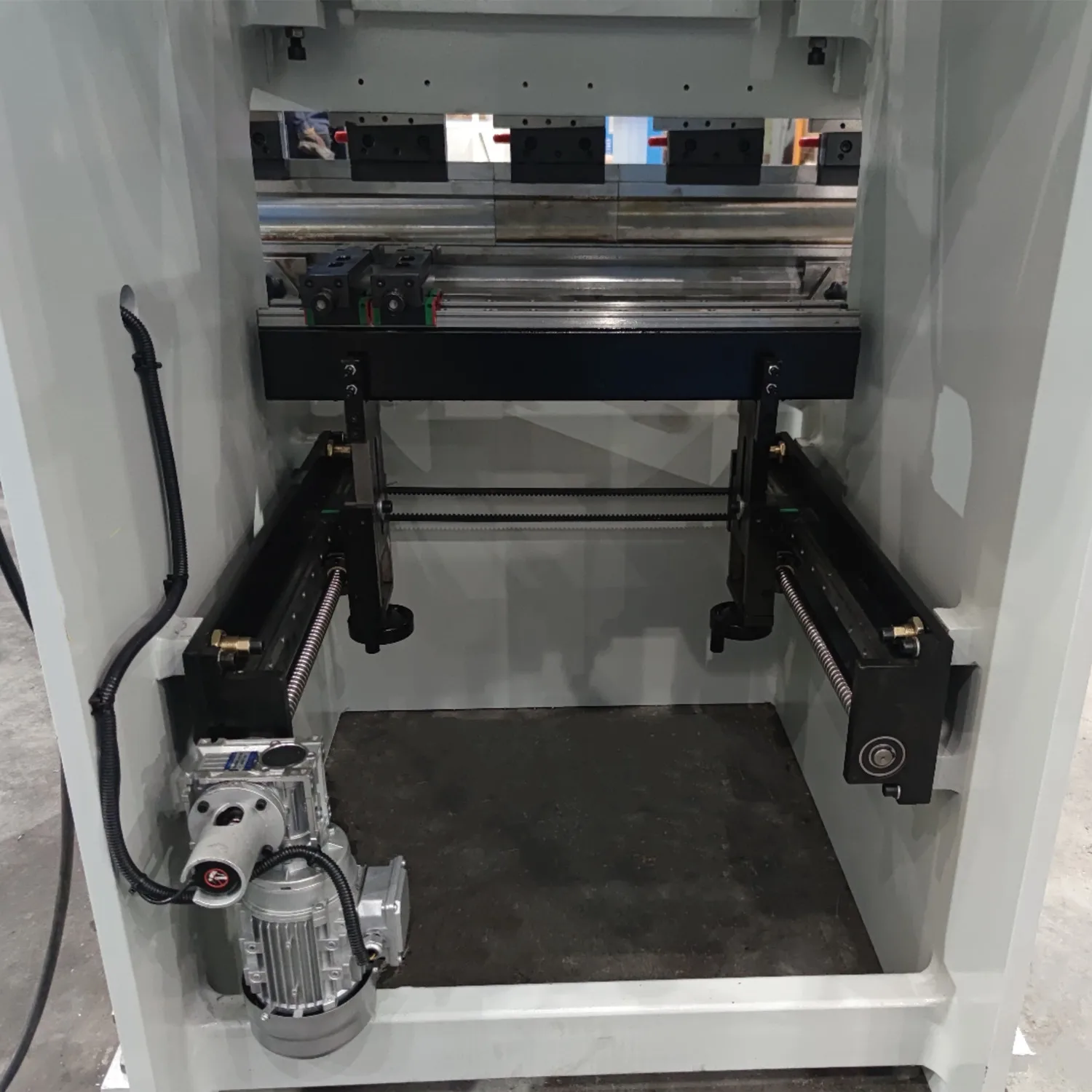 Гидравлический листогибочный пресс для листового складного станка обработка