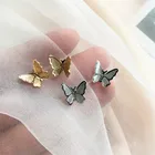 Женские серьги-гвоздики в виде бабочек