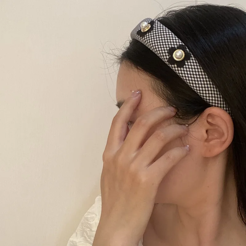 

Black Flowers Headbands Imitation Pearls Lattice Hairbands for Women Hair Accessories Girls Fashion Elegant Daily Headwear