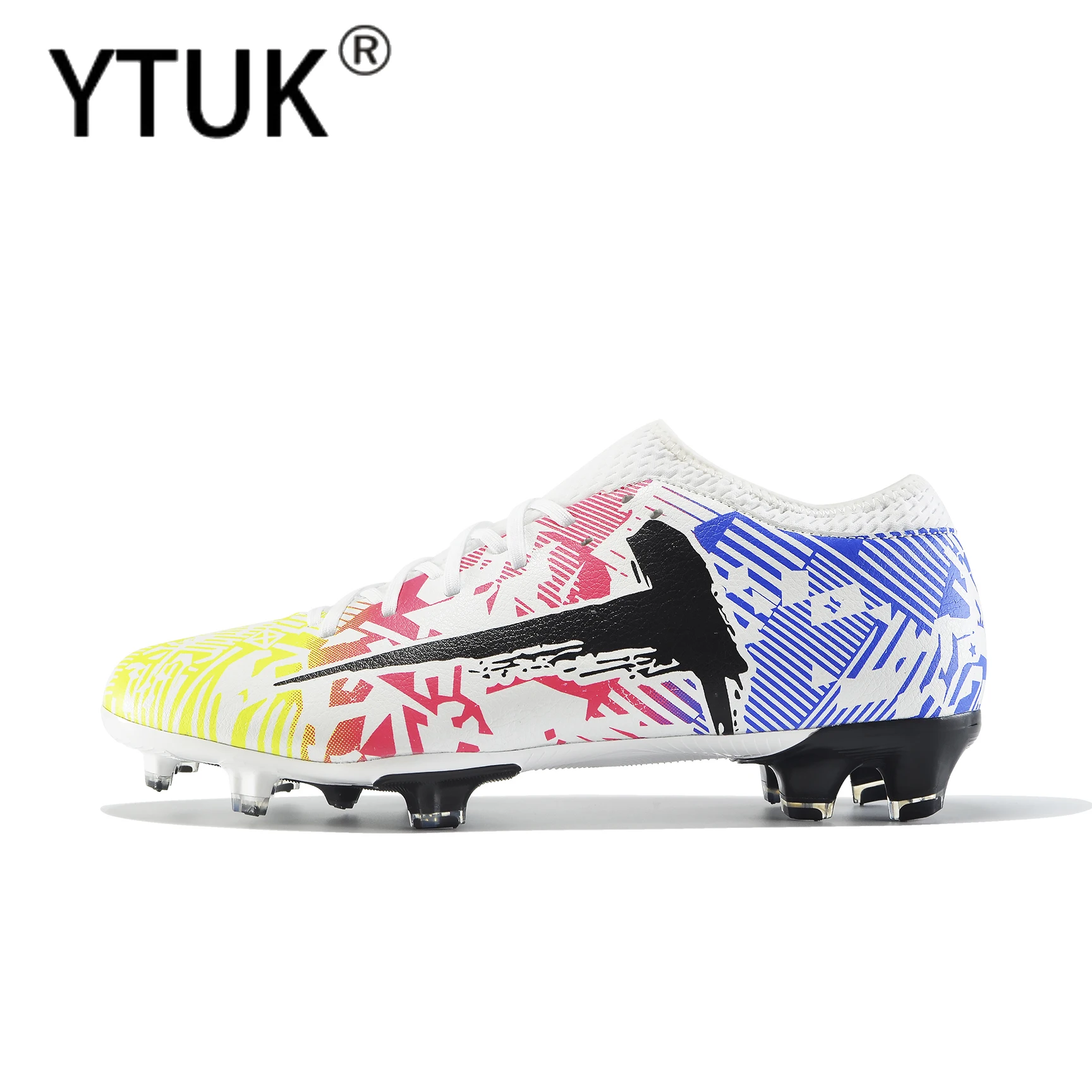 

YTUK 2020 new Turf white Men Soccer Shoes Kids Cleats Training Football Boots Unisex High Ankle Sport Sneakers Size 35-45