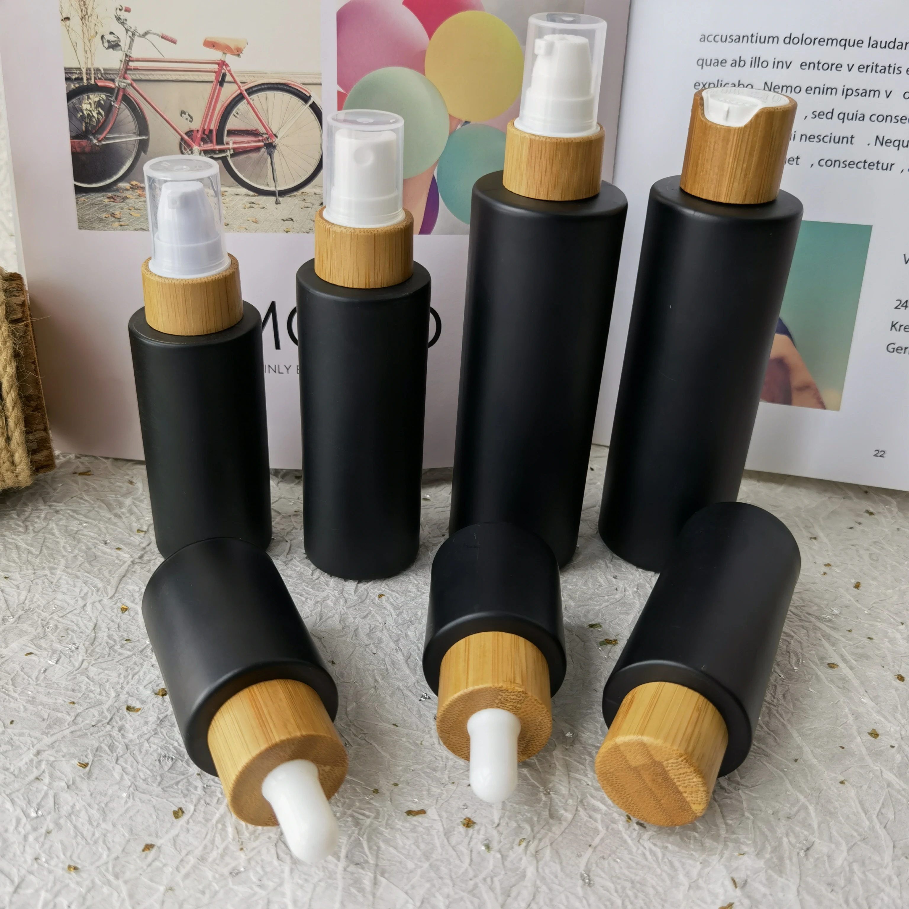 Empty Frosted Black Glass Makeup Toner Bottles With Bamboo Cap 20ml-80ml Skin Care Packaging Vials Perfume Spray Bottles