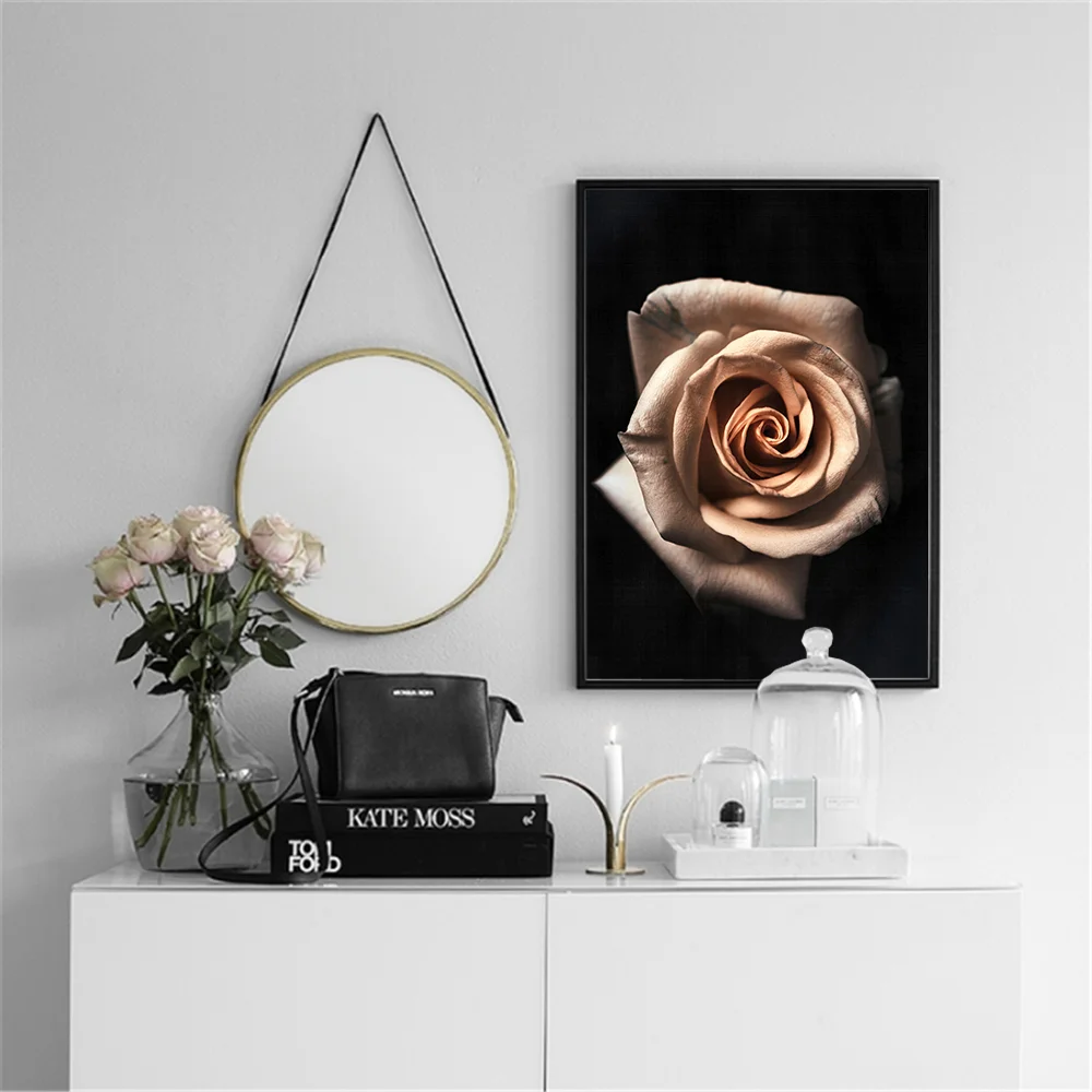 Плакат с черными цветущими оранжевыми розами в скандинавском стиле модульные