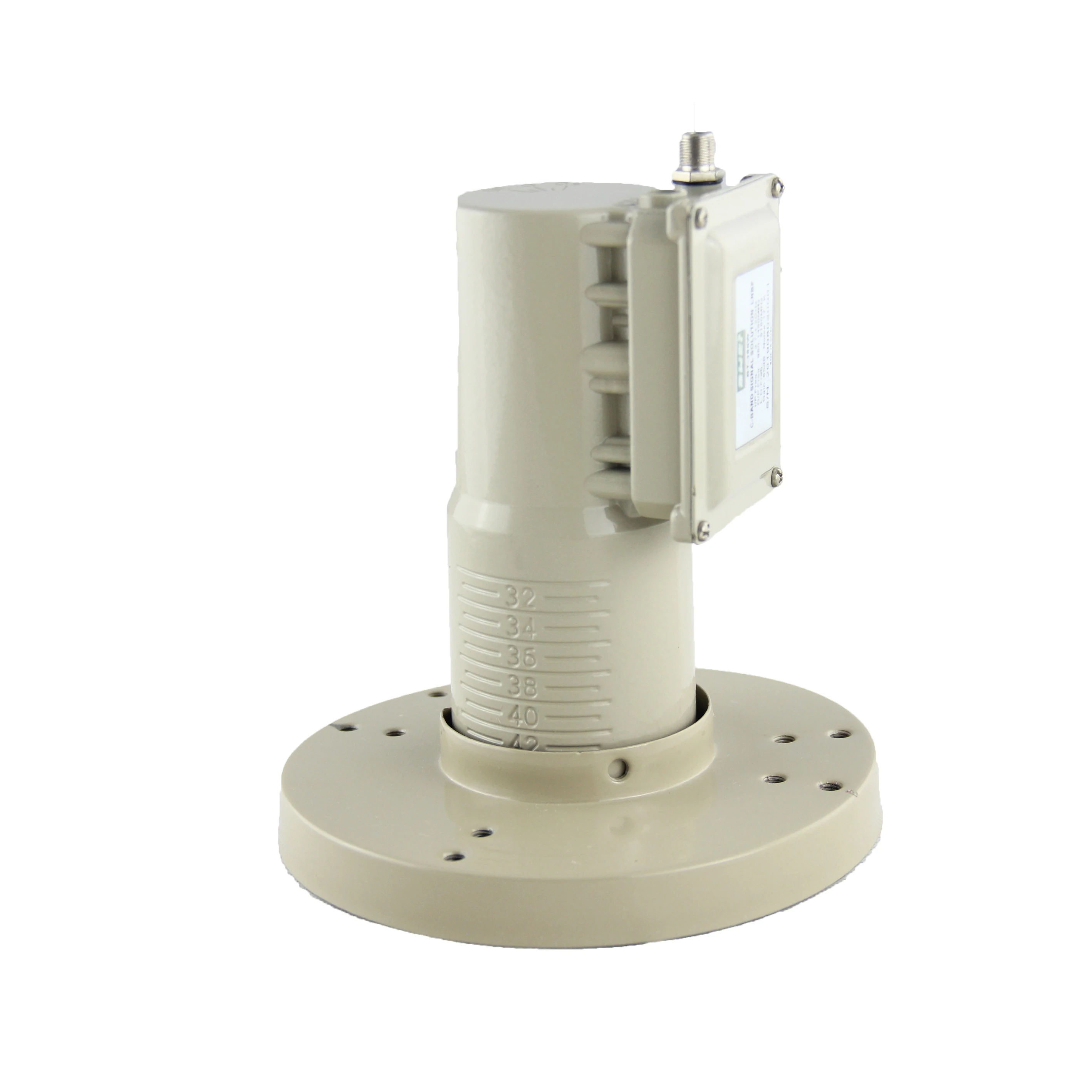 Для защиты от помех с высоким коэффициентом усиления одинарный выход Eurostar C Band