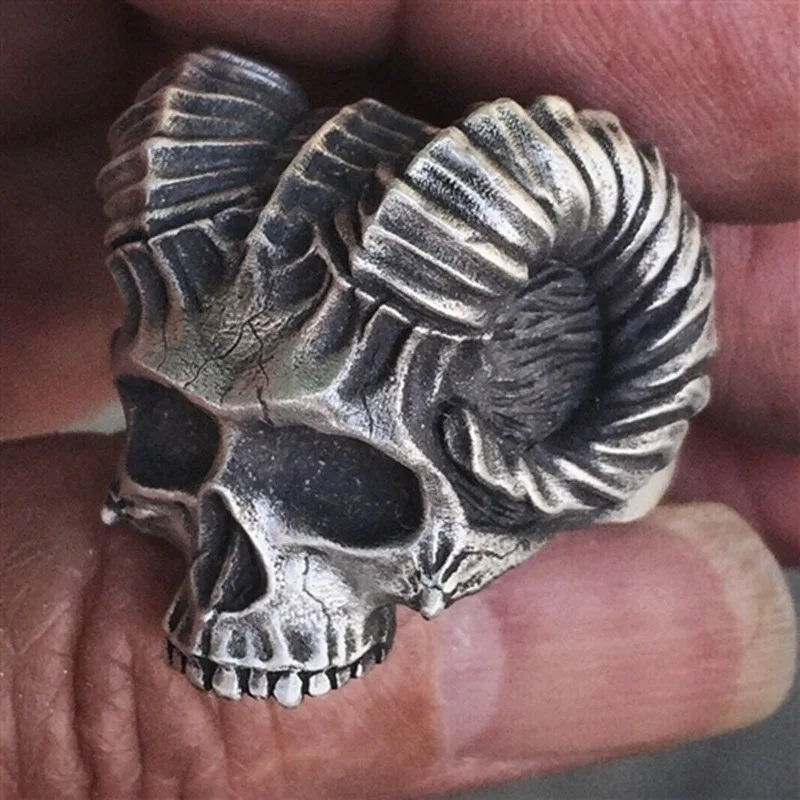 

WANGAIYAO new jewelry Satan claw devil ring Skull Gothic anti men's ring