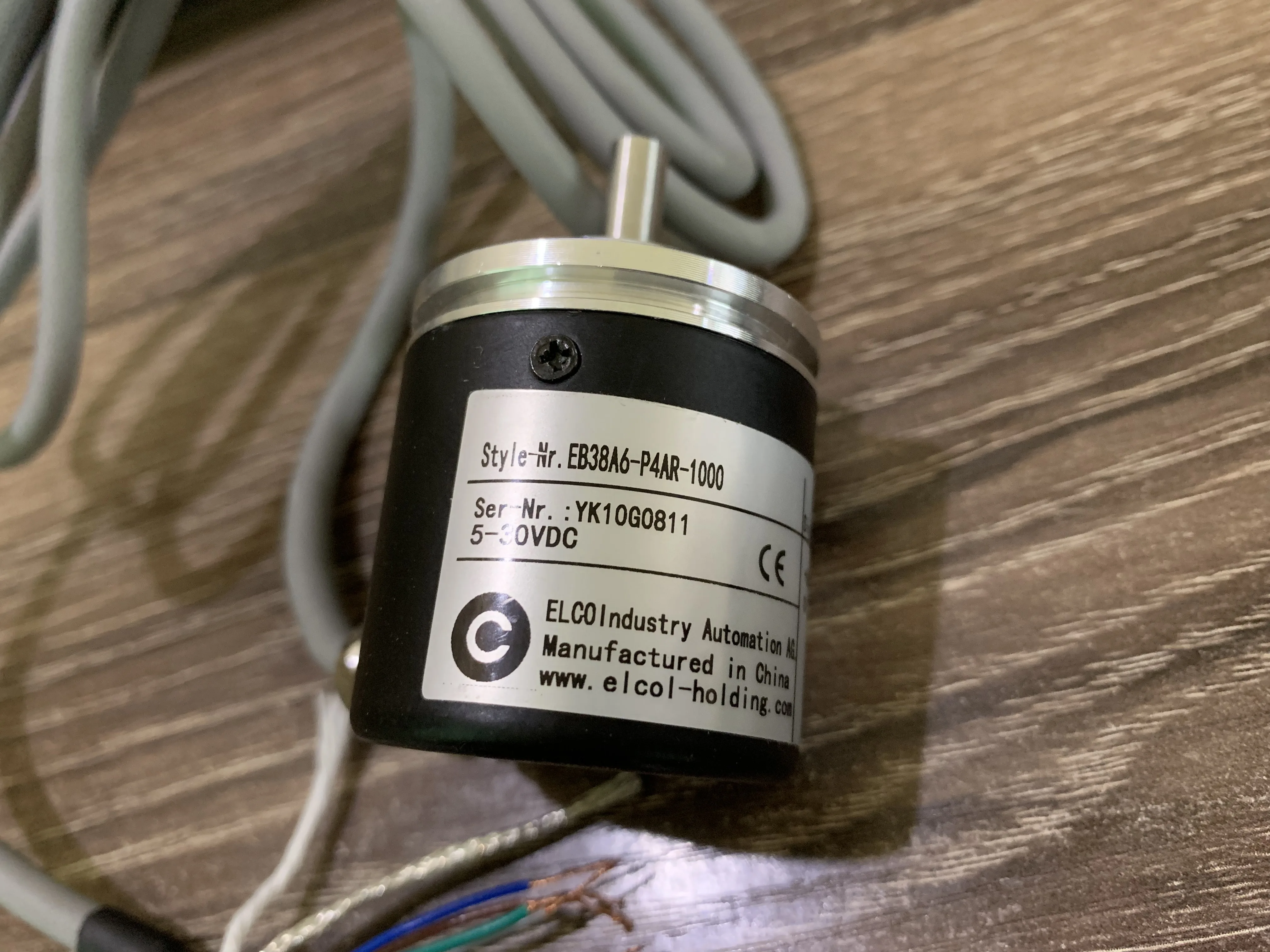 ELCO EB38A6-P4AR-1000 rotary Encoder solid shaft 6mm 1000 line   5-30VDC