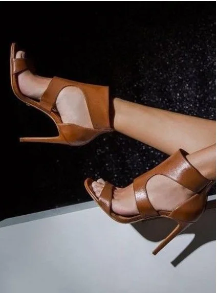 Женские босоножки в римском стиле LEOPARD LAND 2020 коричневые черные на высоком каблуке