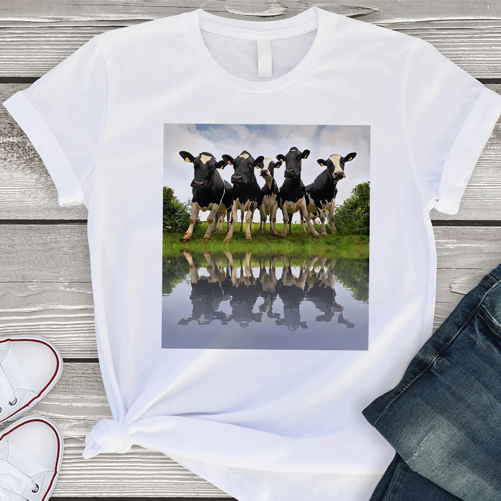

Aesthetic Cute Dairy Cow Graphic T-shirts Women Summer Casual Tops Netherlands koe knuffelen Fashion Stress reliever Tshirt