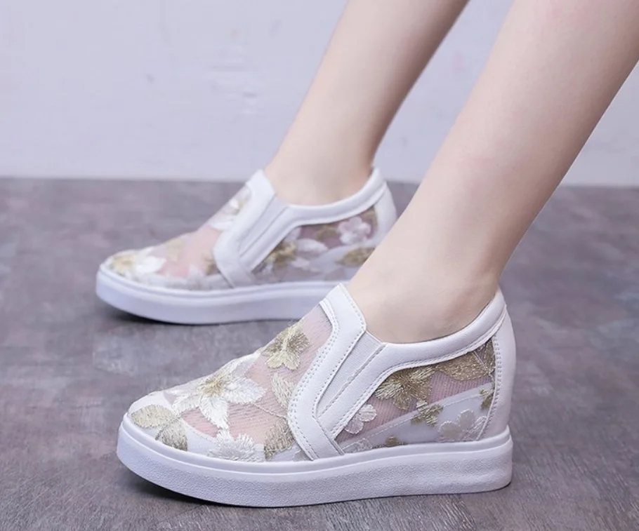 New Women's Breathable Summer Hidden Wedge Sneakers Woman Flat with Casual Shoes In Women's Walking Shoes Loafers