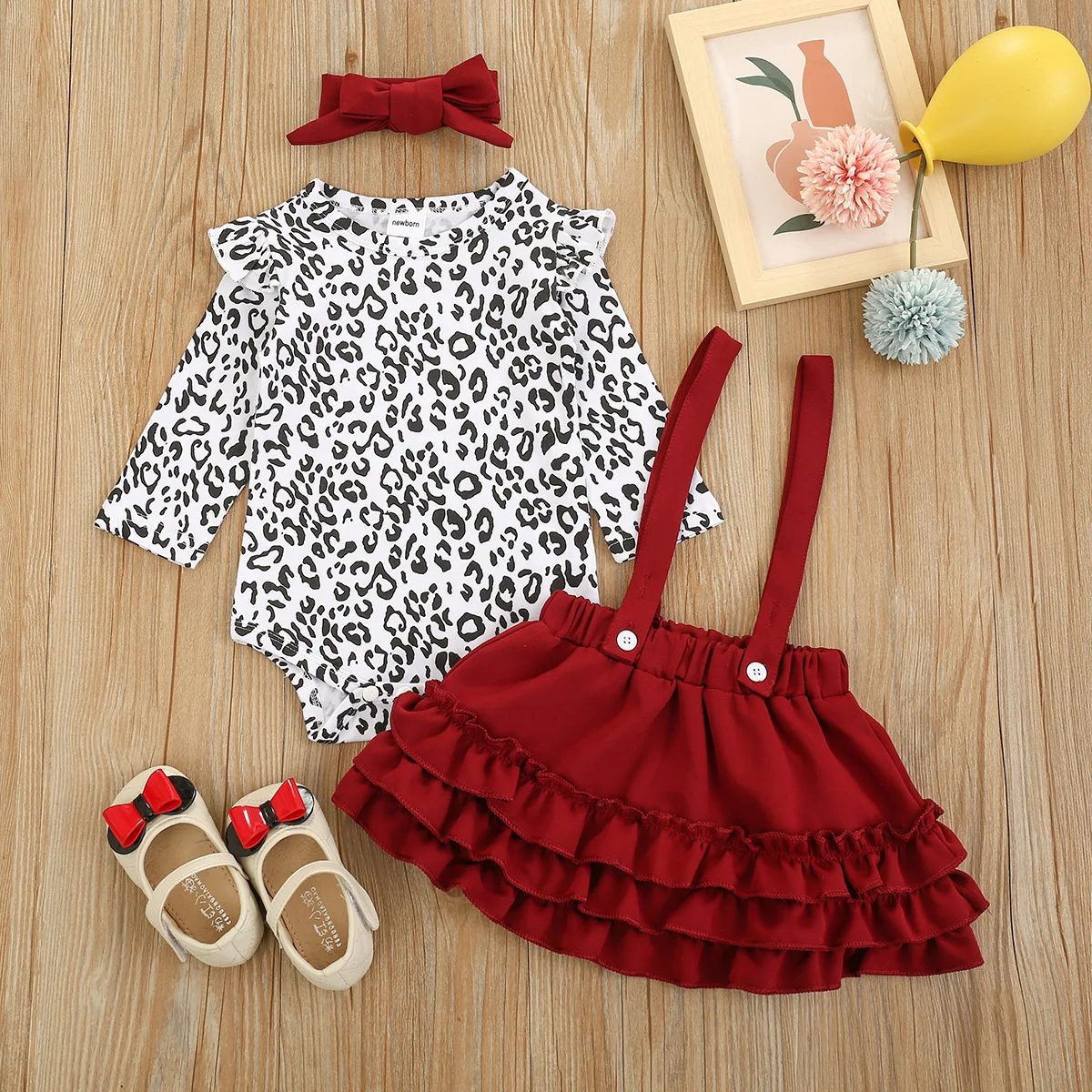 

Baby girl clothes spring/autumn cotton leopard romper suspender lace skirt headwear 3 sets cute 0-1 baby girl suit newborn suit