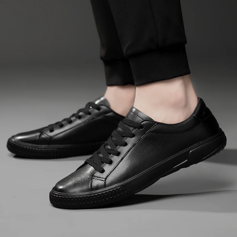 Мужская обувь белая повседневная из натуральной кожи на осень и зиму мокасины