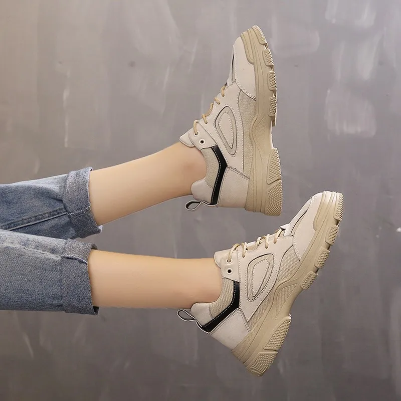 Женские кроссовки на платформе Fujin весенние дышащие с круглым носком и толстой