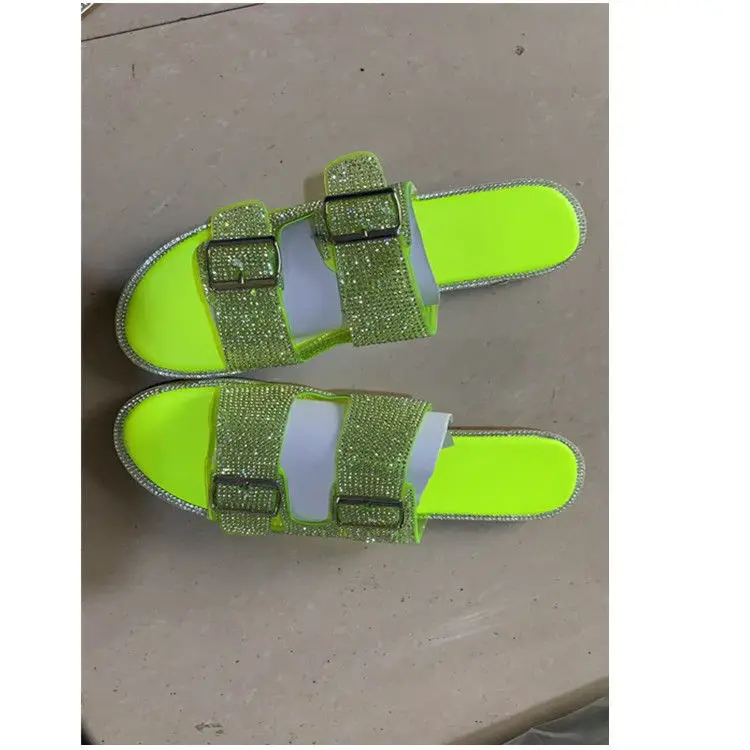 Woman Bling Crystal Sequin Slippers Ladies Fashion Slides Girls Casual Outdoor Flats Female Beach Shoes Women Mules Plus Size 43