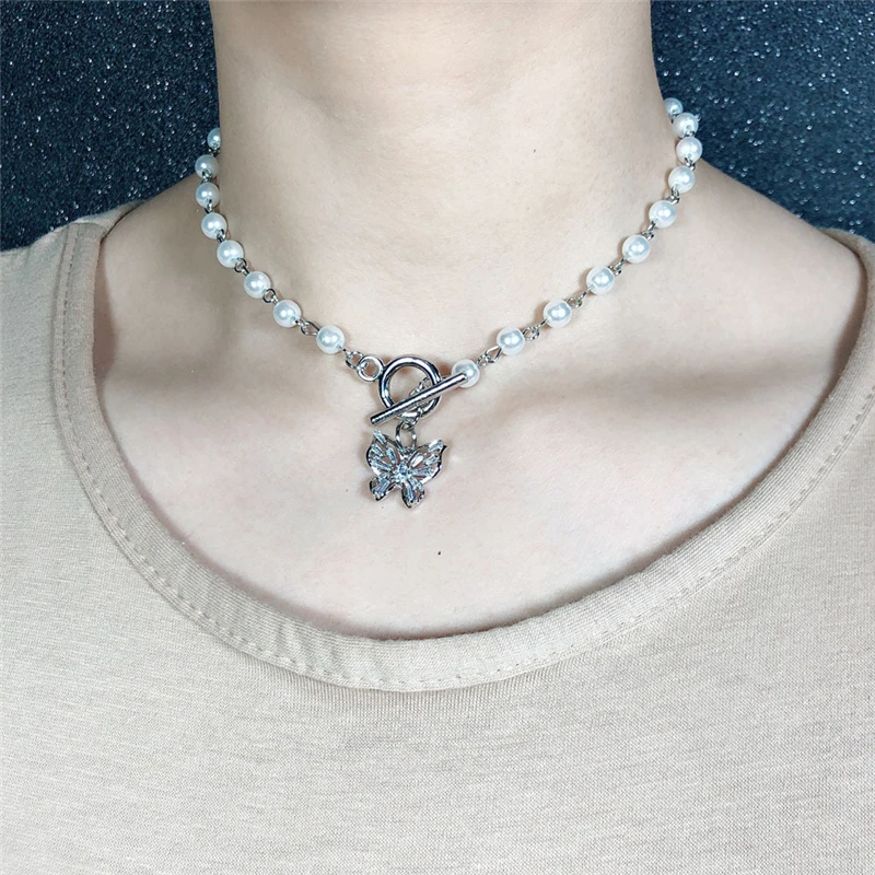 

Luokey 2020 New Punk Choker Necklace For Women Pearl Beads Chain OT Round Pendant Necklace Female Dainty Butterfly Necklace Gift