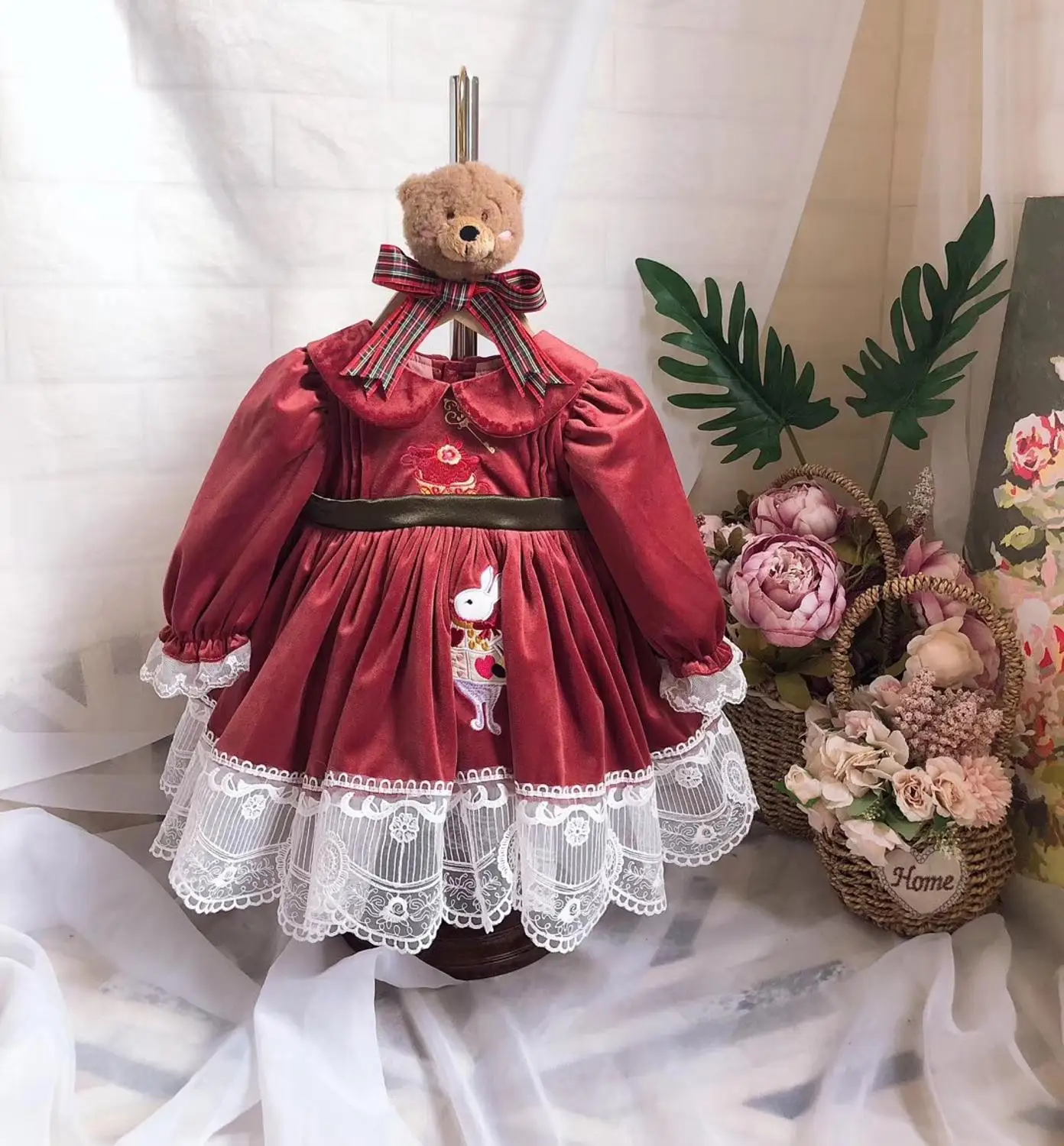 От 0 до 7 лет для маленьких девочек сезон осень-зима красное бархатное платье с