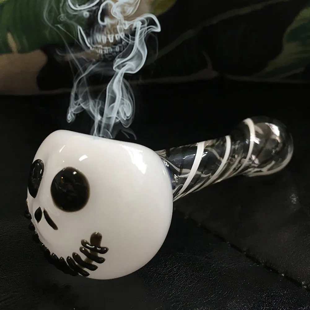 

Animal Cartoon Tobacco Pipes Panda Smoking Holder Rack For Halloween, masquerade, and role-playing plastic Smoking Pipe