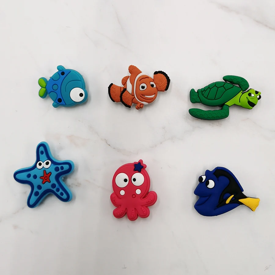 New Design 1Pcs Cute Fishes PVC Shoe Charms Accessories Clownfish Dolphin Starfish Shoe Buckle Decoration Fit Croc JIBZ Kid Gift