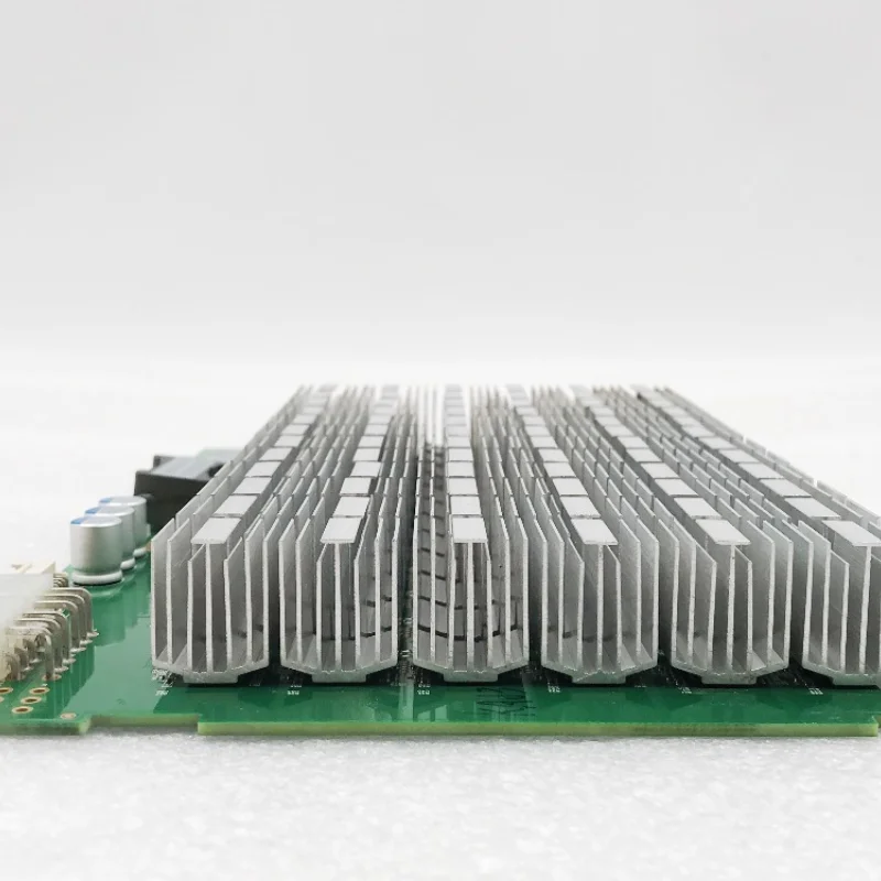 ETH BTC KUANGCHENG-планшет ANTMINER L3 + Б/у 126 м/S199watt минера Asic Litecoin быстрая доставка! |