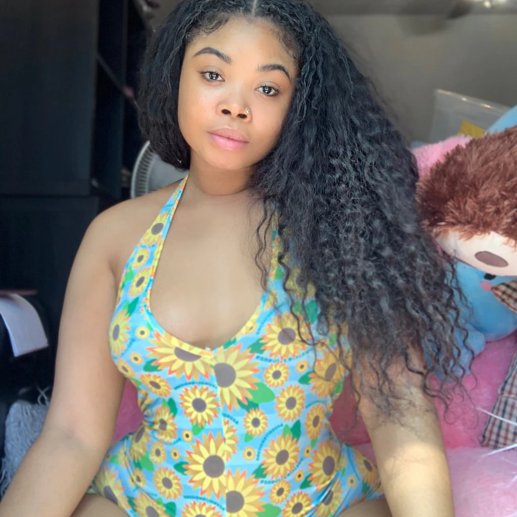 Женский комбинезон с глубоким V-образным вырезом черный слитный принтом лето 2020 |