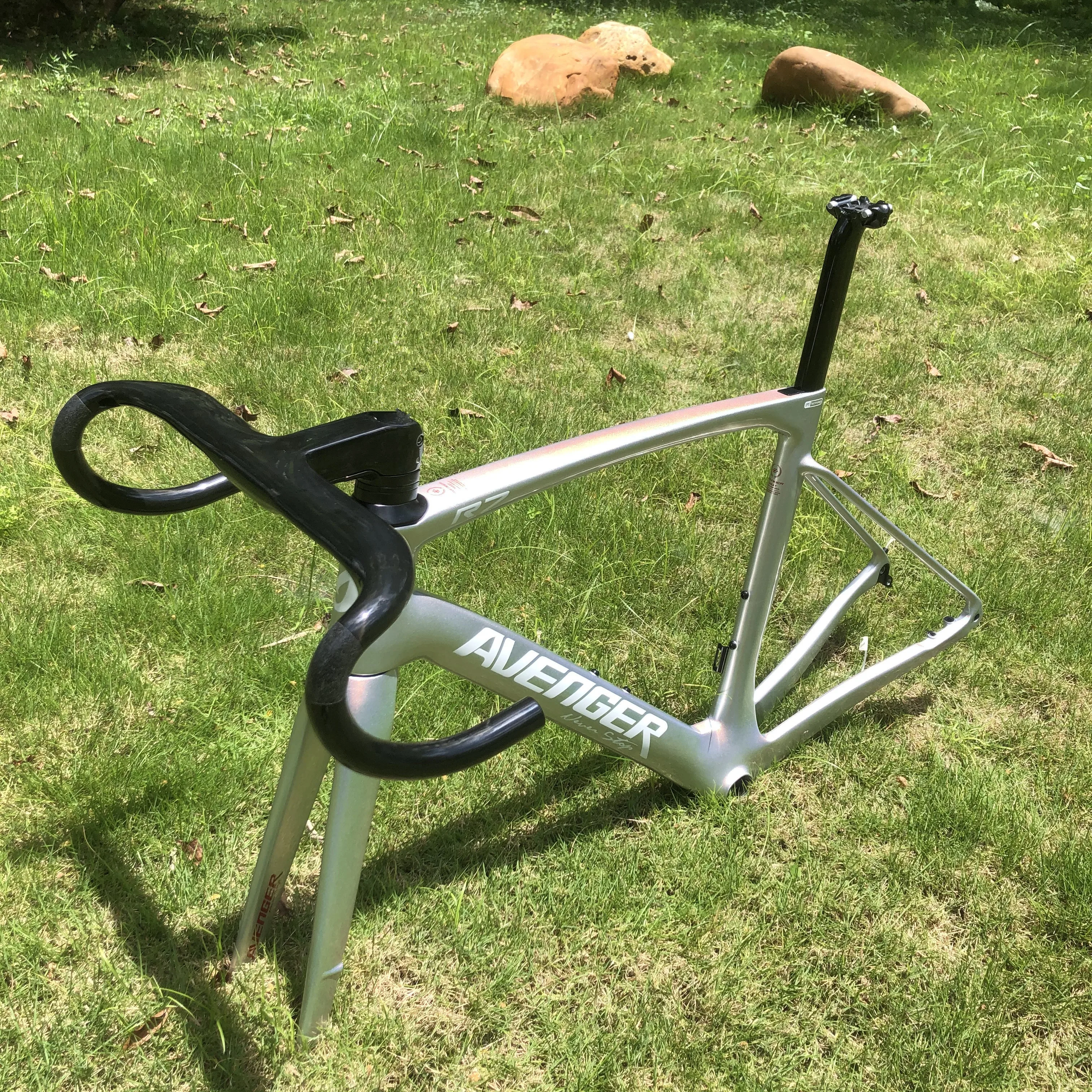 Карбоновая рама для гоночного велосипеда Aero с эффектом хамелеона внутренней