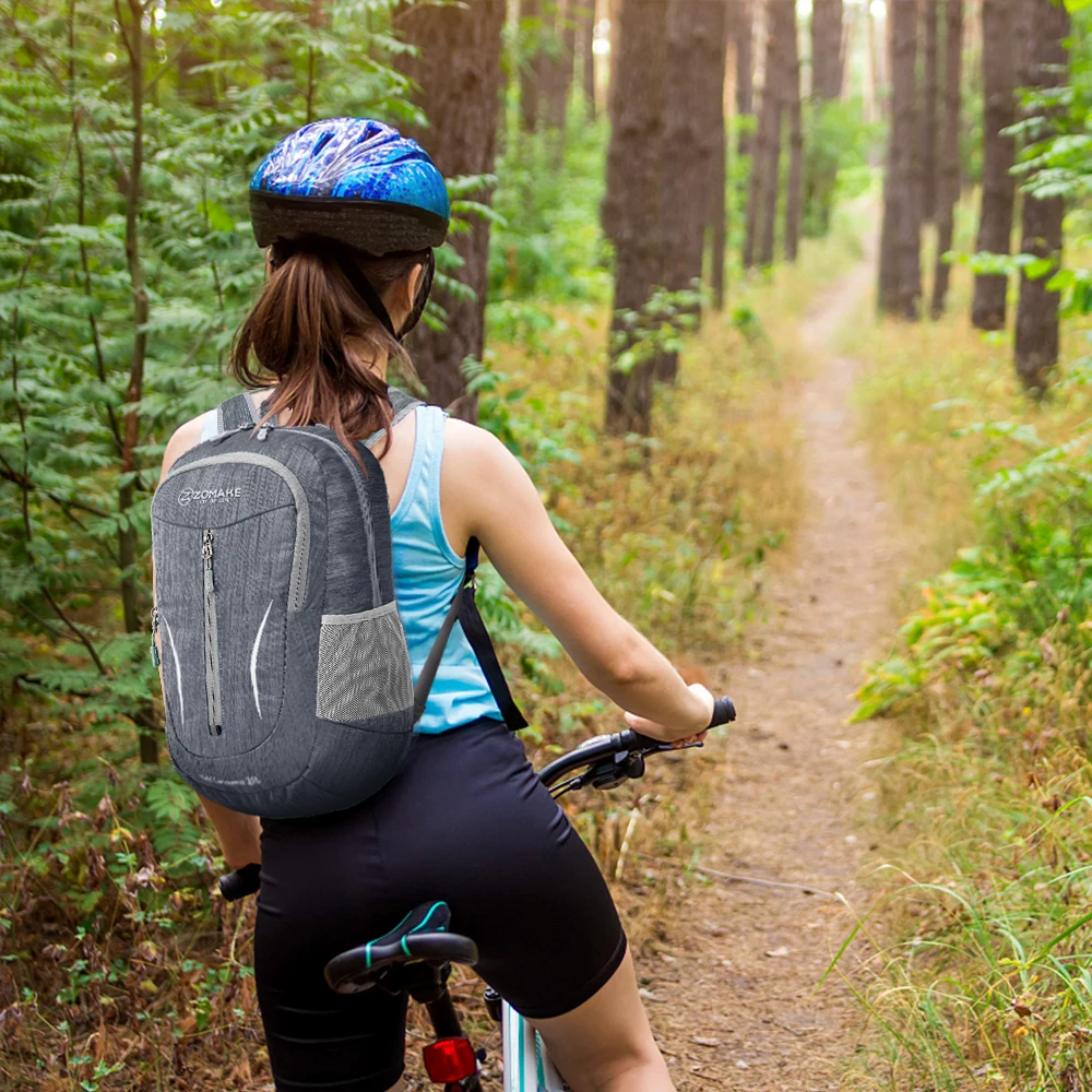 

ZOMAKE 2020 New Small Hiking Backpack, 25L Lightweight Travel Backpack Packable Backpack Daypack for Women Men