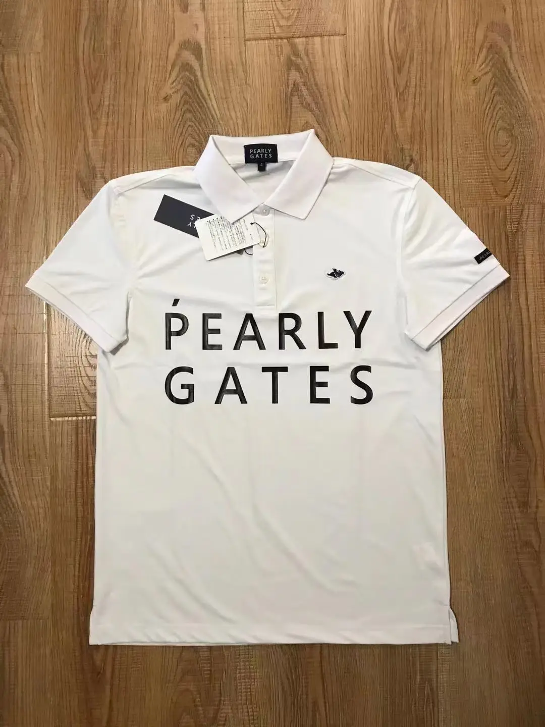 

Sportswear & Accessories