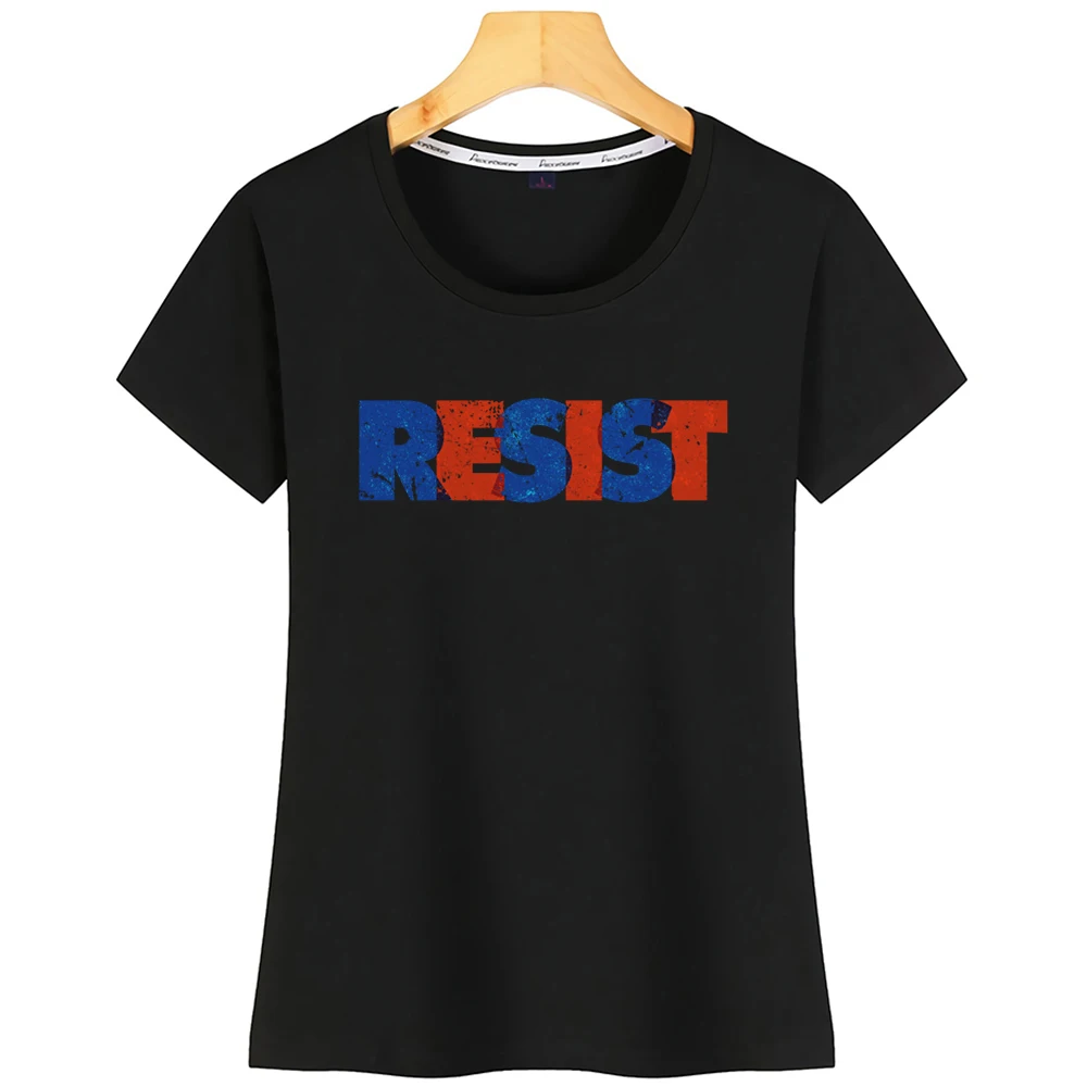 

Женская хлопковая футболка с надписью Resist