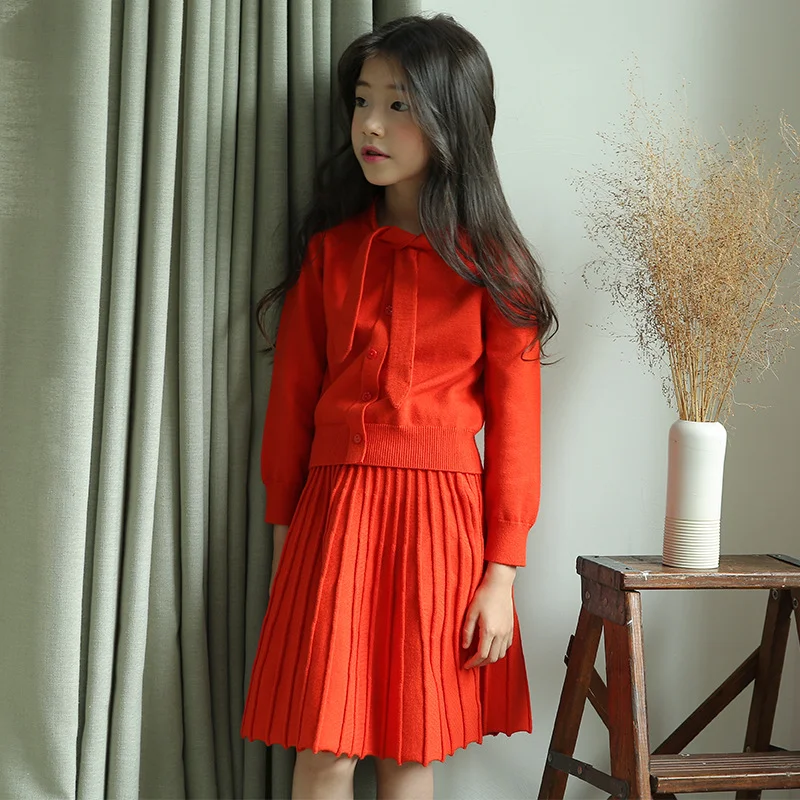 В 2020 году новый детский осенний вельветовый комплект для девочек из 2 предметов: