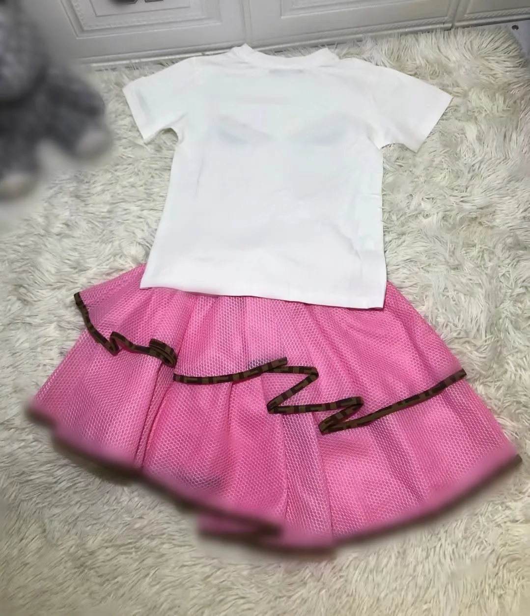 

2021 Summer White Tee + Pink Skirt Girls Children Clothing set 4 6 8 10 12years