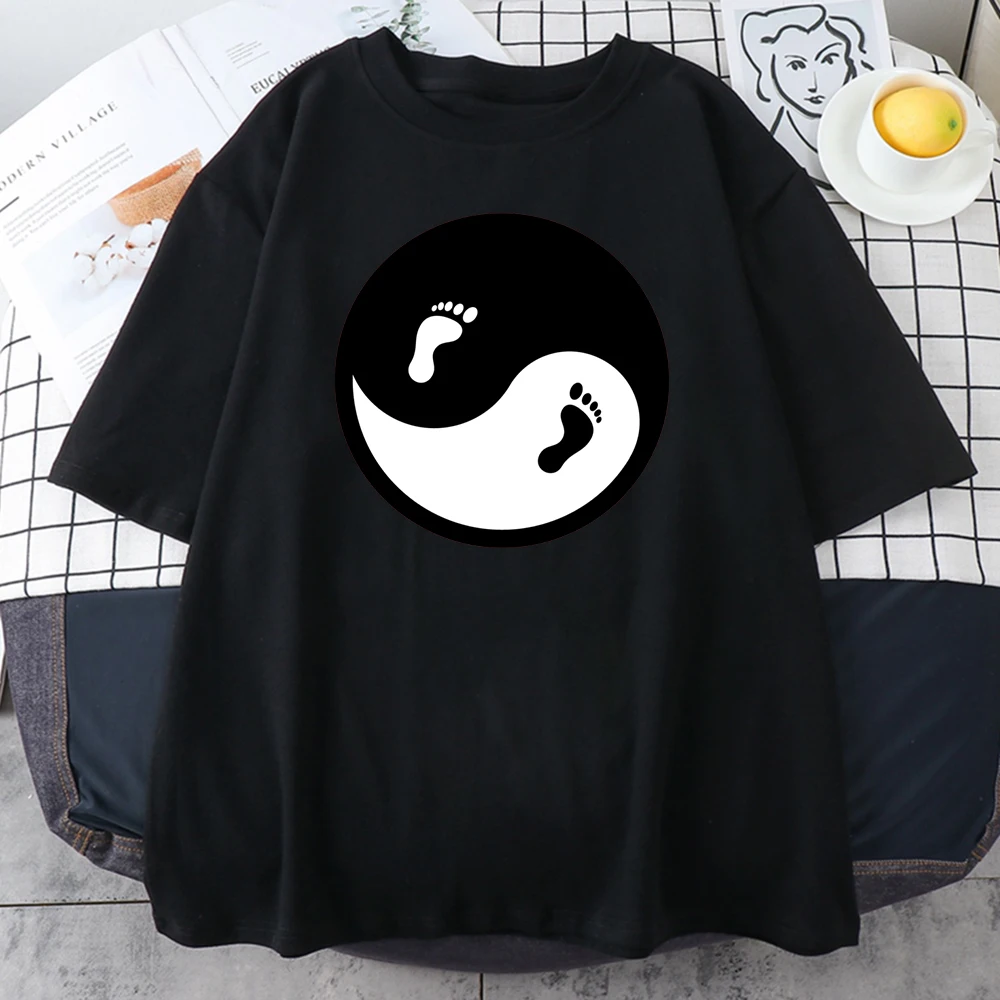 

Oversized Tee Shirts Summer Breathable Tee Into The Unknown Printing Man's Tshirt Crewneck Comfortable T Shirts Men