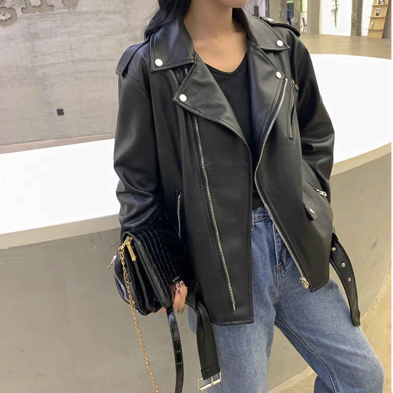 Куртка женская Байкерская из искусственной кожи свободная косуха на молнии с