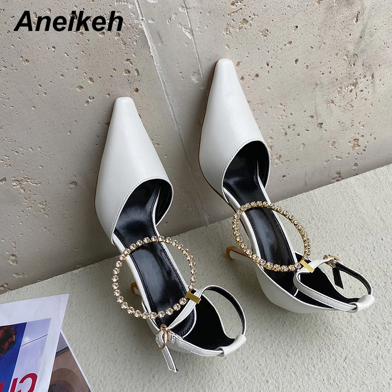 

Aneikeh модные сексуальные туфли-лодочки с кристаллами весна/осень металлический декор с острым носком для офиса и работы 2022 новая однотонная ...