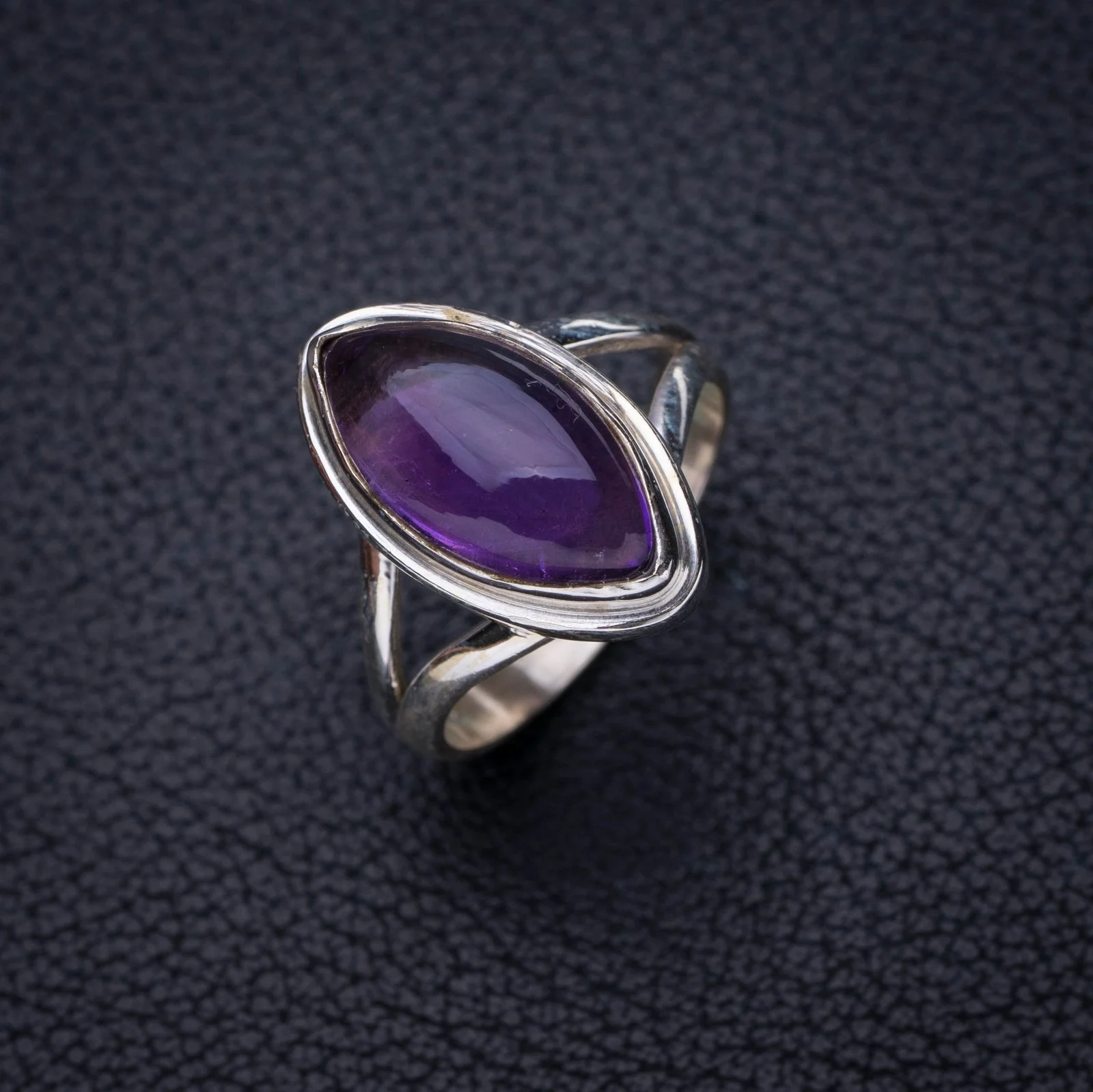 

StarGems Natural Amethyst Handmade 925 Sterling Silver Ring 6.75 E7055