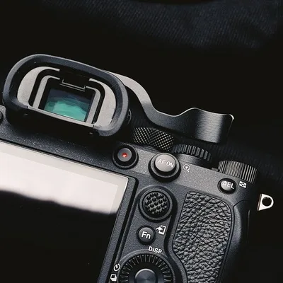 A7M4 a74 быстросъемная l-пластина/кронштейн держатель рукоятка для sony Alpha 7RIV ILCE-7RM4 A7R4 A9II A92 Arca-Swiss RRS - Цвет: thumb