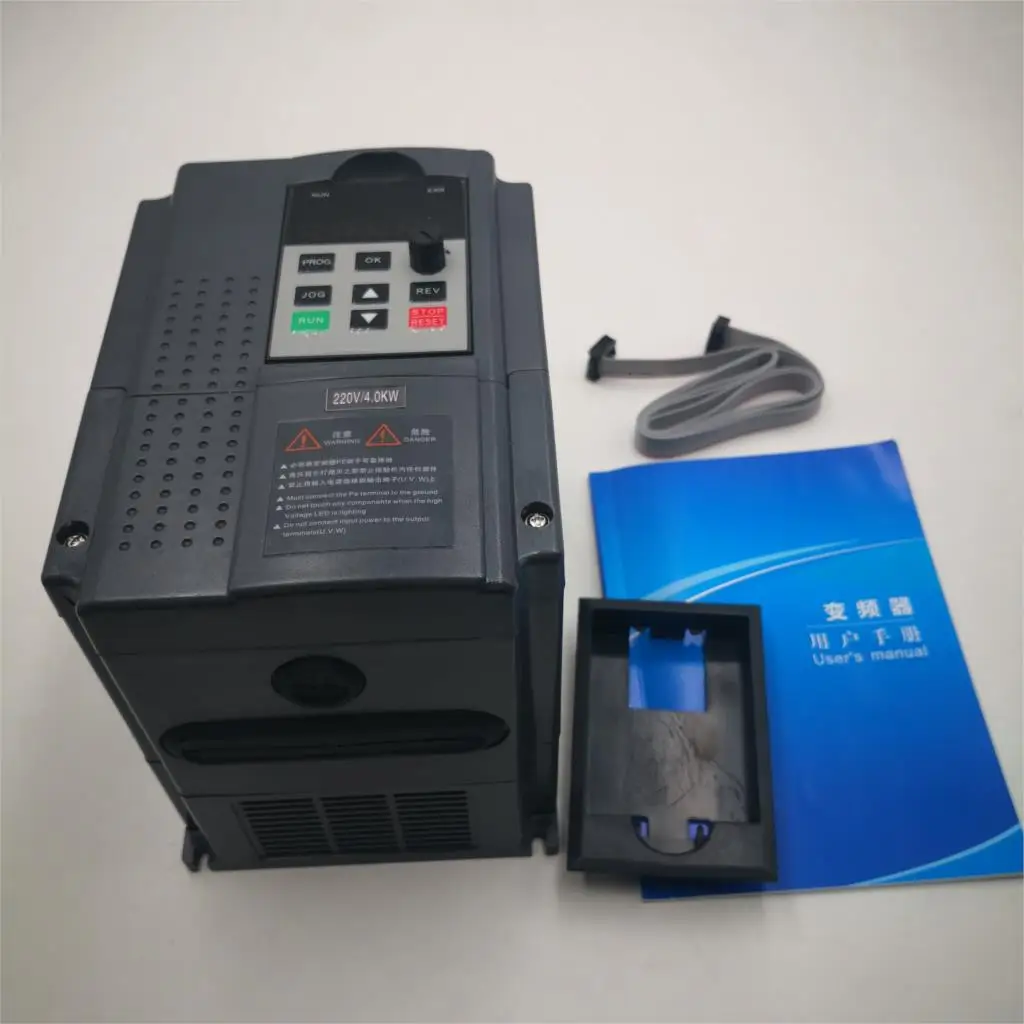 Преобразователь частоты ZW-K325 VFD 1.5KW/2.2KW/4KW однофазный 220v вход и трехфазный мощность двигателя регулятор скорости - Цвет: 4KW 220V