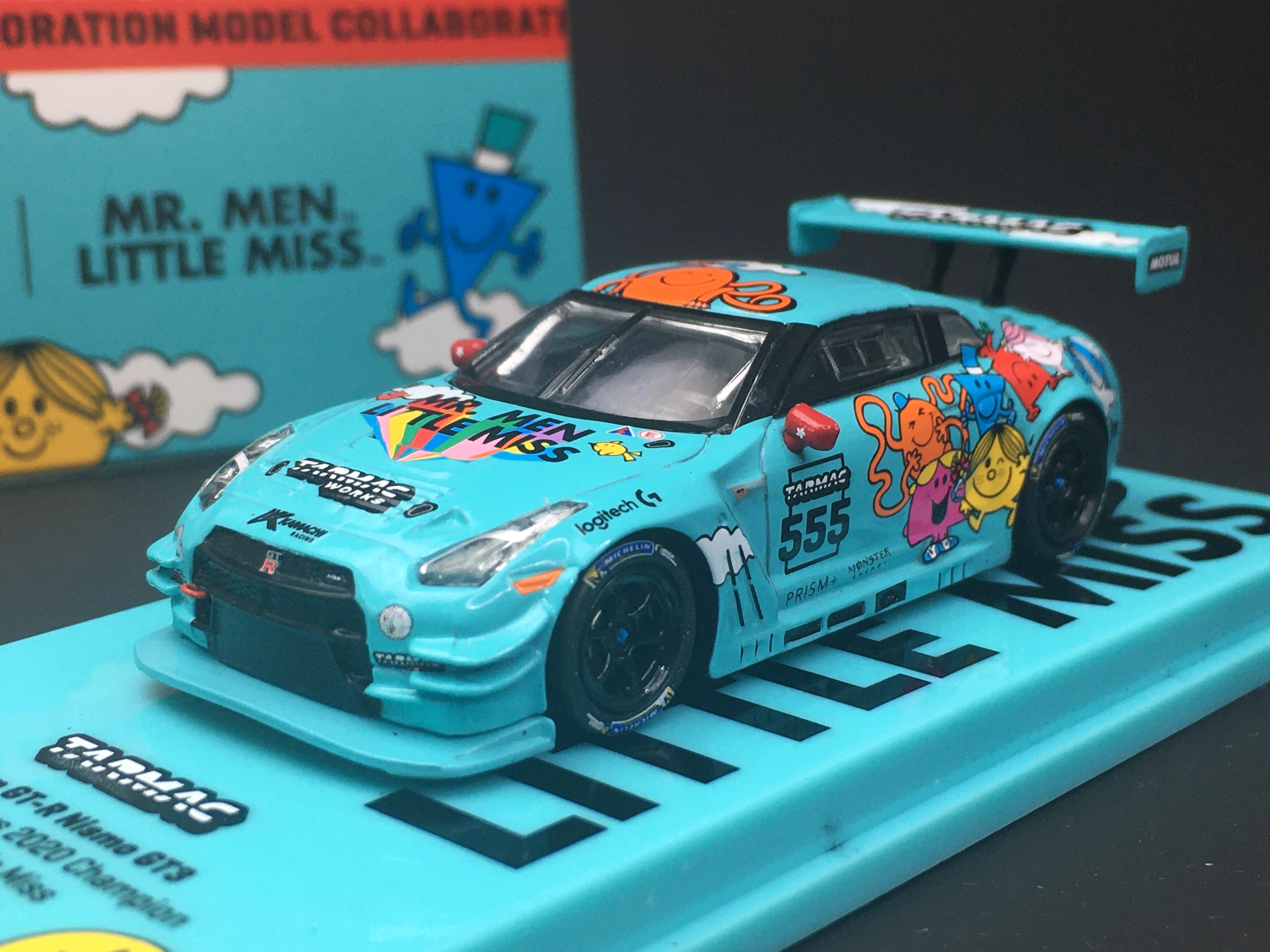 

Коллекция литых под давлением моделей TW 1/64 Tarmac Works GTR Nismo GT3 ограниченный выпуск