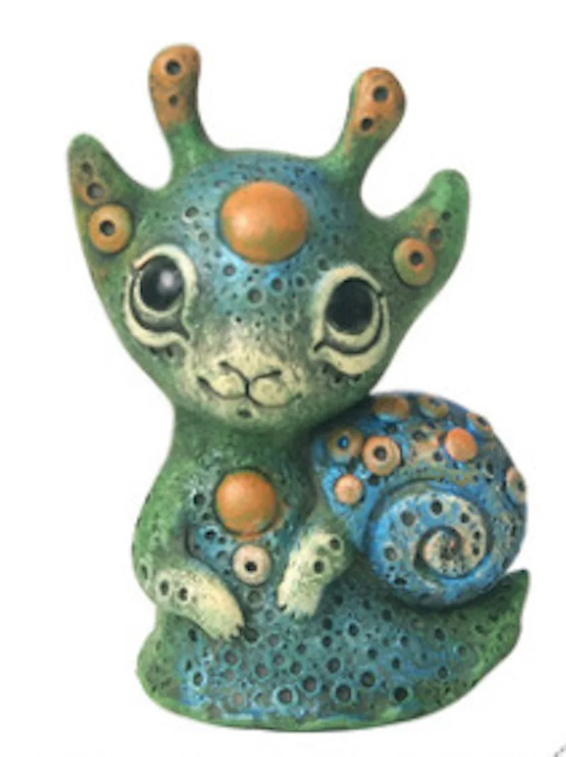 

The Creature Statues of The Fantasy World Come From The Fantasy World, Three-Eyed Resin Ornaments Cartoon Aliens (Lunar Dreamer)