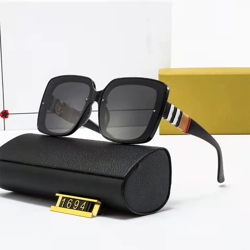 

Солнцезащитные очки поляризационные для мужчин и женщин, роскошные винтажные дизайнерские солнечные аксессуары в квадратной оправе, в сти...