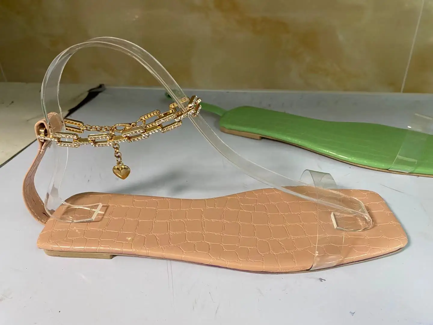 

Shoes Transparent Slippers Slides Fashion Slipers Women Low Summer Luxury 2021 Scandals Rubber Fabric PU Sexy Hoof Heels