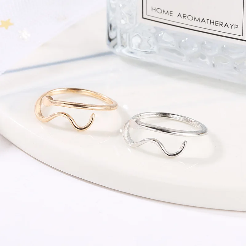 

New Kpop Snake Rings for Women Water Ripple Couple Ring Opening Adjustable Gold Silver Colour Men Fashion Jewellery