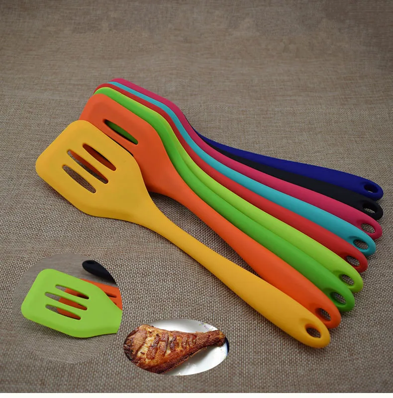 1PC Random Color Egg Fish Frying Pan Scoop Cooking Utensil Fried Shovel Silicone Turner Spatula Kitchen Gadgets Cook Tool QA 255 |