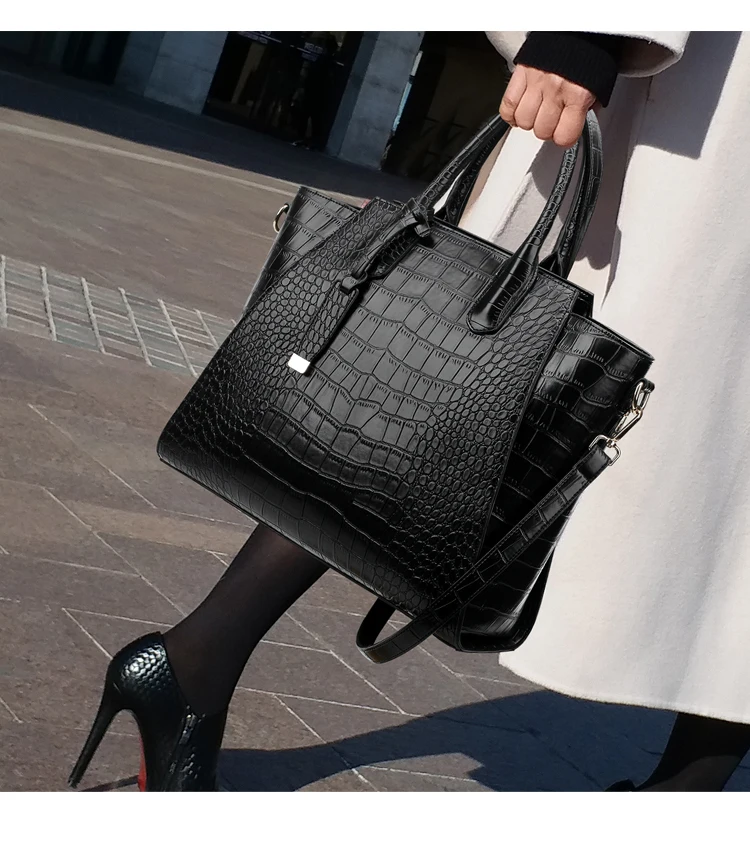 

Vintage Crocodile Pattern Women Handbag Casual Solid Color Shoulder Crossbody Bags for women Big Size Wings Tote Women's bag New